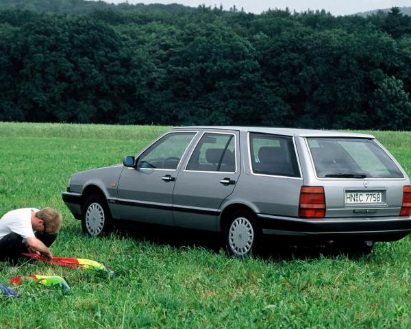 Фото Lancia Thema I Универсал 5 дв.