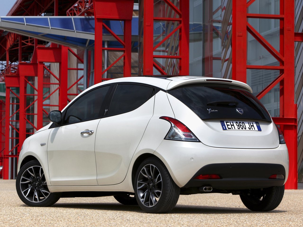 Фото Lancia Ypsilon III (Type 846)