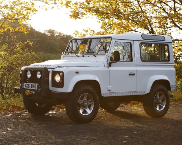 Фото Land Rover Defender I Рестайлинг Внедорожник 3 дв.