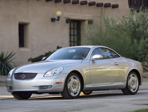 Сравнение Lexus SC и Toyota Soarer