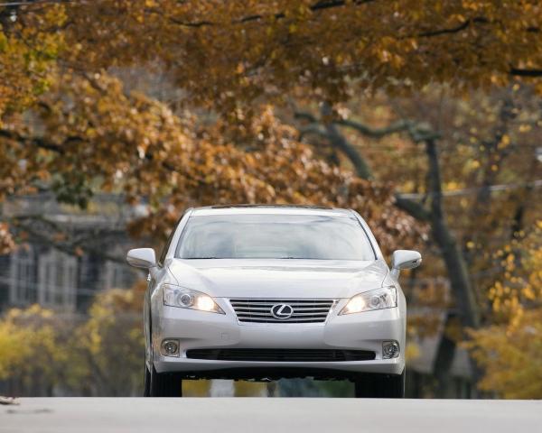 Фото Lexus ES V Рестайлинг Седан