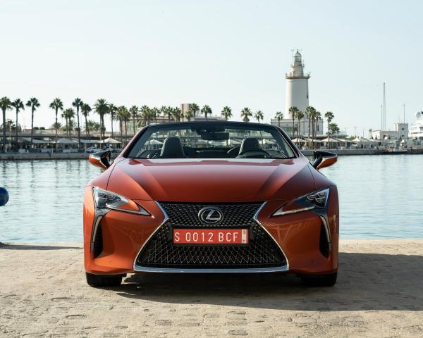 Фото Lexus LC I Кабриолет