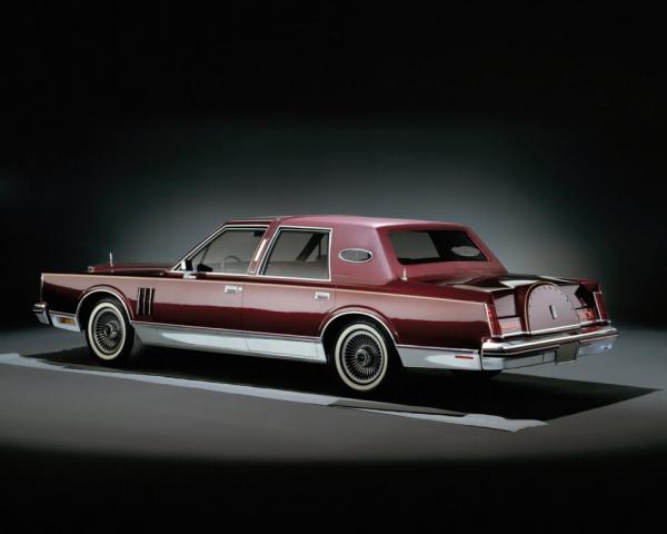Фото Lincoln Continental VI Седан