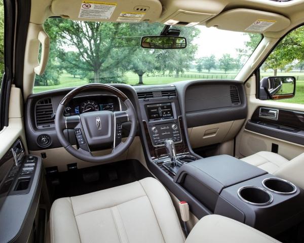 Фото Lincoln Navigator III Рестайлинг Внедорожник 5 дв.