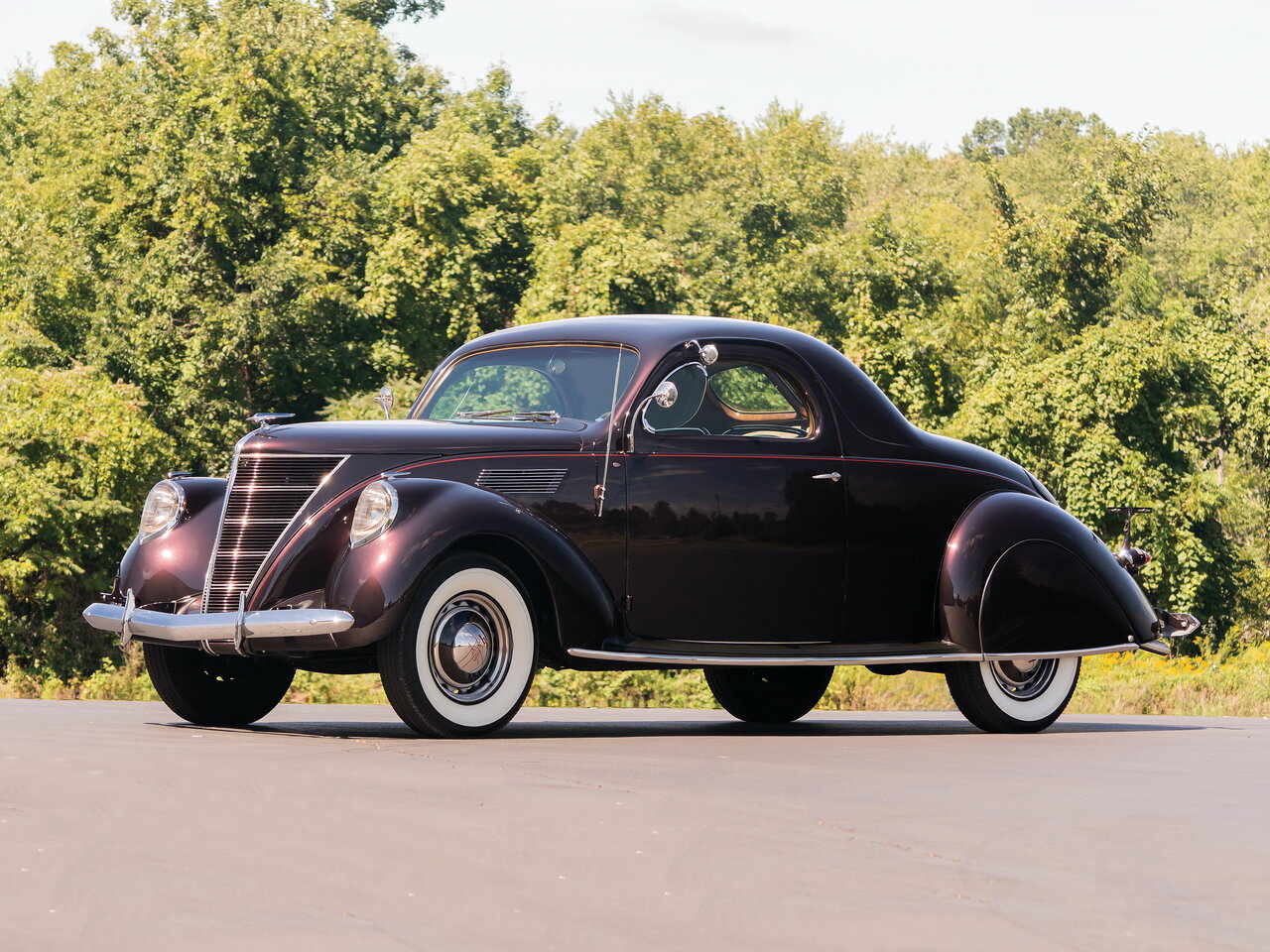 Фото Lincoln Zephyr I