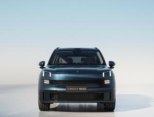 Фото Lynk & Co 900 I