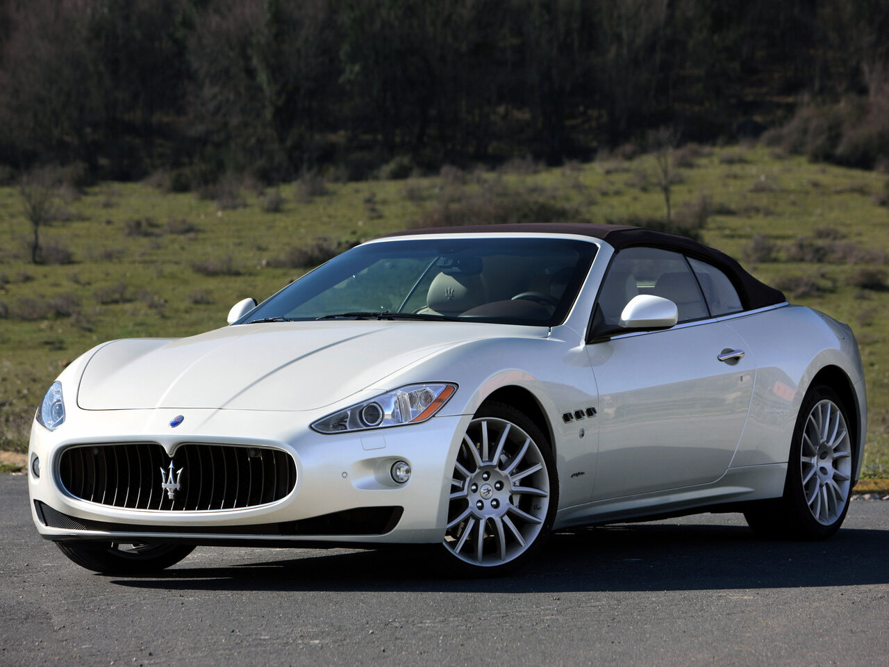 Фото Maserati GranCabrio I