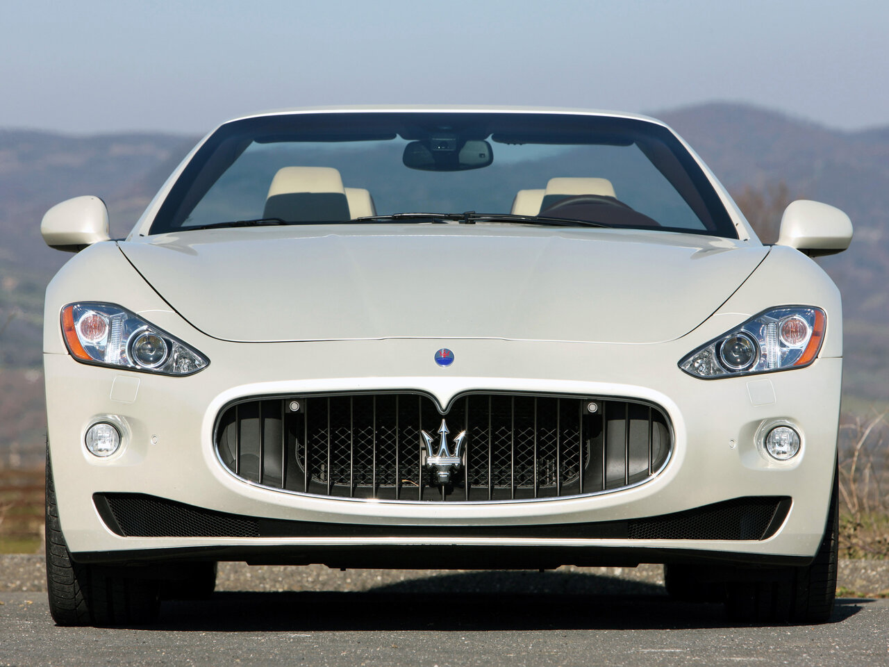 Фото Maserati GranCabrio I