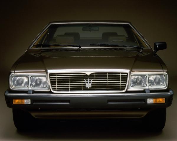 Фото Maserati Quattroporte III Седан