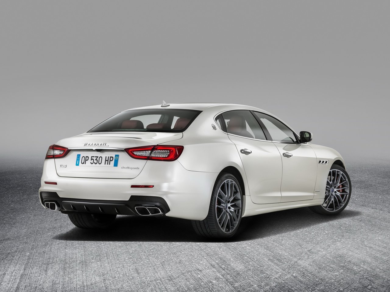 Фото Maserati Quattroporte VI Рестайлинг