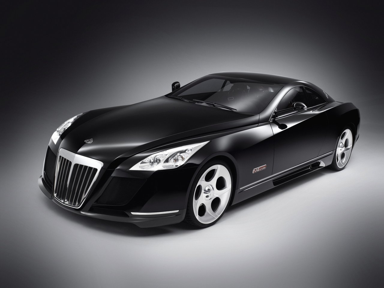 Фото Maybach Exelero I