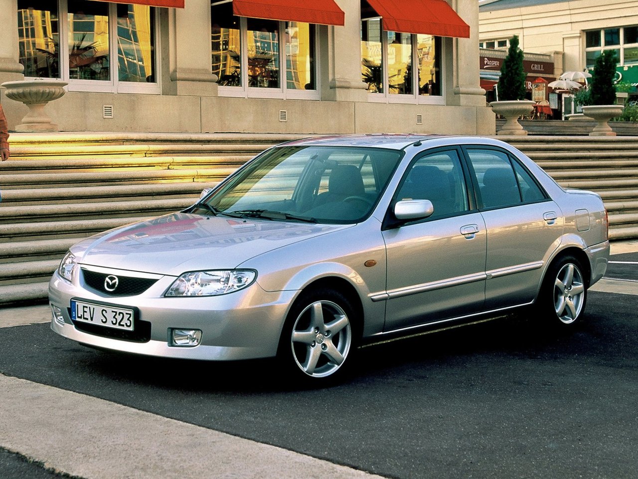 Фото Mazda 323 VI (BJ) Рестайлинг