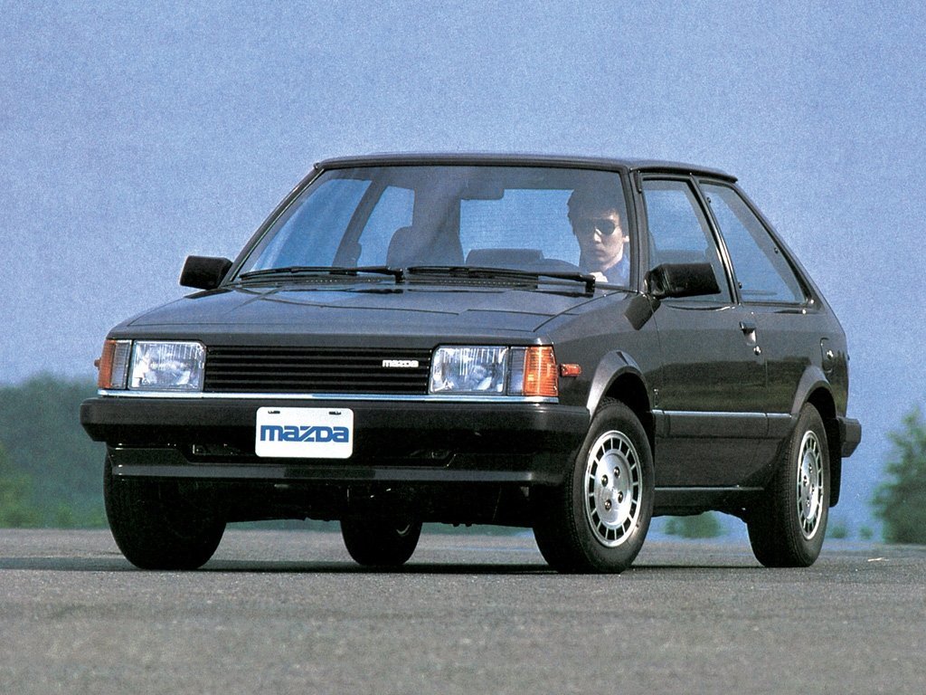 Фото Mazda 323 II (BD)