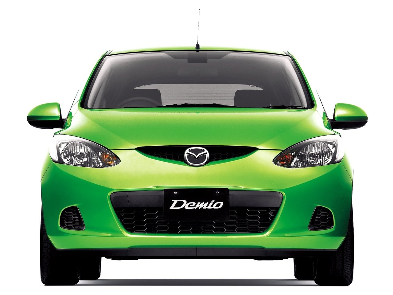 Фото Mazda Demio III (DE)