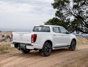 Фото Mazda BT-50 III Рестайлинг