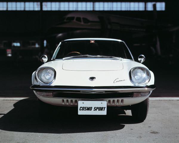 Фото Mazda Cosmo L10 Купе