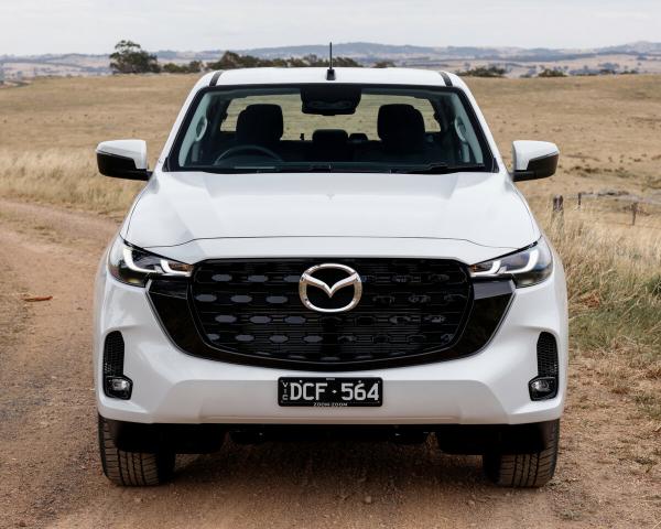Фото Mazda BT-50 III Рестайлинг Пикап Двойная кабина