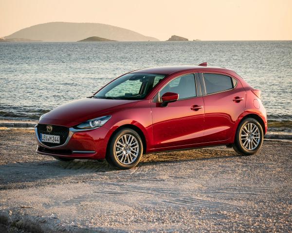 Фото Mazda 2 III (DJ) Рестайлинг Хэтчбек 5 дв.