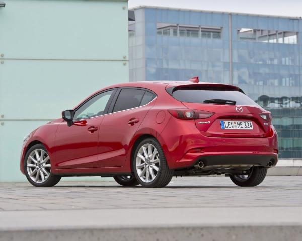 Фото Mazda 3 III (BM) Рестайлинг Хэтчбек 5 дв.