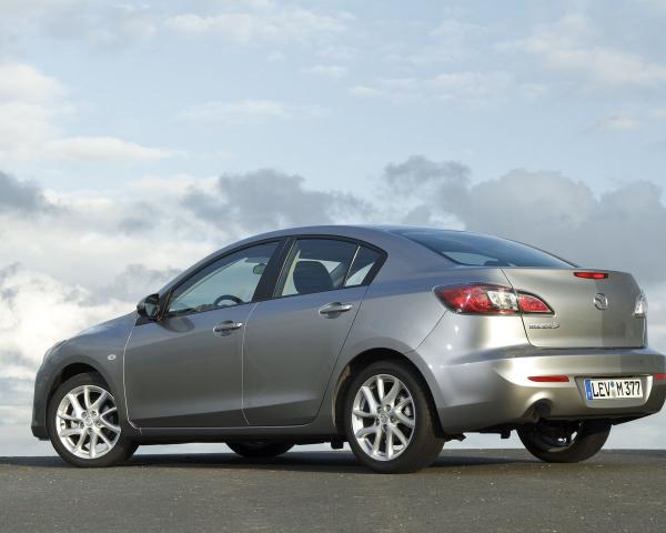 Фото Mazda 3 II (BL) Рестайлинг Седан