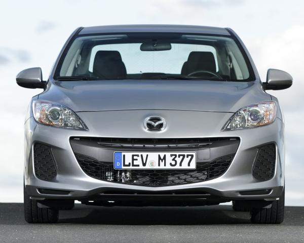 Фото Mazda 3 II (BL) Рестайлинг Седан