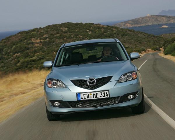 Фото Mazda 3 I (BK) Рестайлинг Хэтчбек 5 дв.