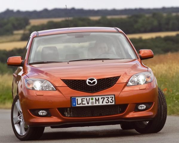 Фото Mazda 3 I (BK) Хэтчбек 5 дв.