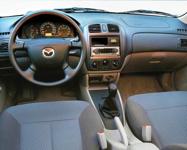 Фото Mazda 323 VI (BJ) Седан