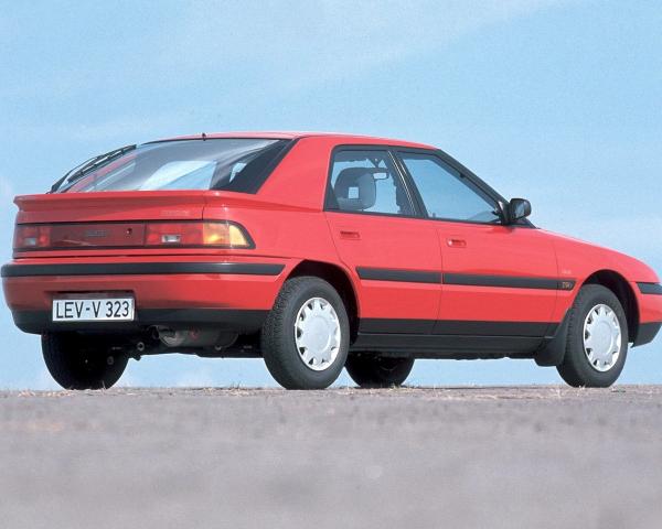 Фото Mazda 323 IV (BG) Хэтчбек 5 дв.