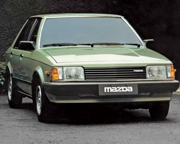 Фото Mazda 323 II (BD) Седан