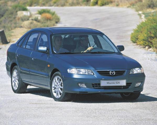 Фото Mazda 626 V (GF) Хэтчбек 5 дв.