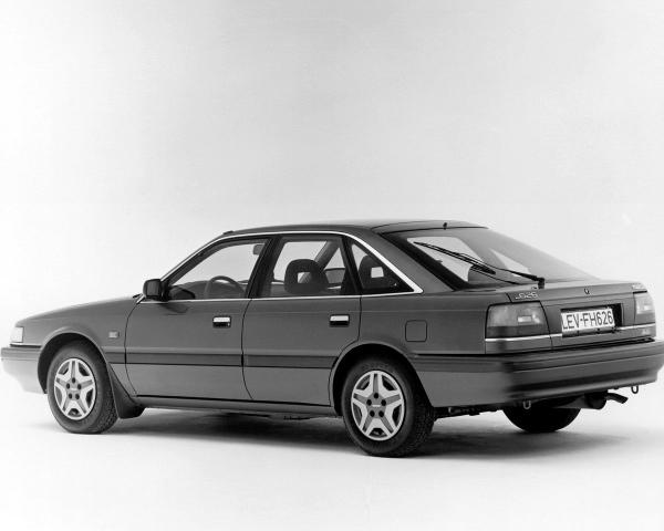 Фото Mazda 626 III (GD) Хэтчбек 5 дв.