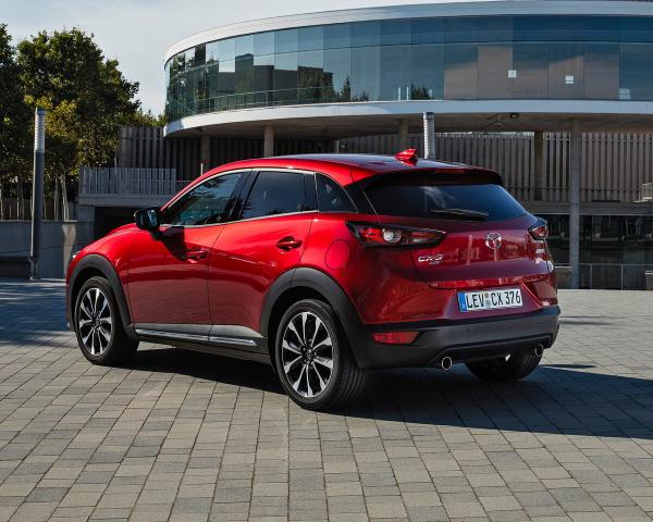 Фото Mazda CX-3 I Рестайлинг Внедорожник 5 дв.