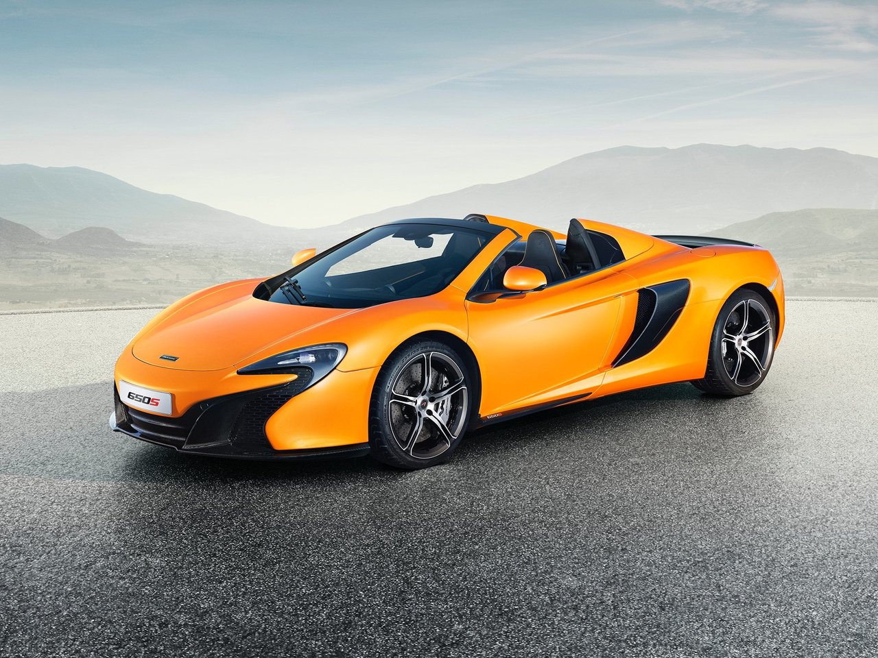 Фото McLaren 650S I