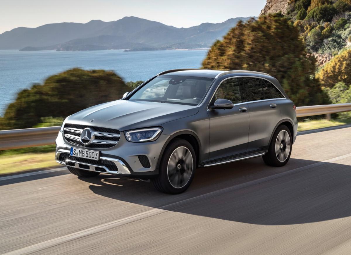 Сравнение Мерседес ГЛА и Мерседес ГЛЦ, что лучше Mercedes-Benz GLA или  Mercedes-Benz GLC