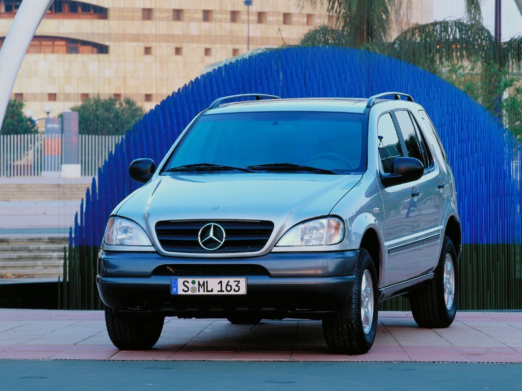 Фото Mercedes-Benz M-класс I (W163)