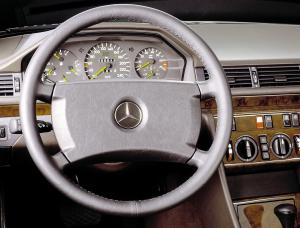 Фото Mercedes-Benz W124 I
