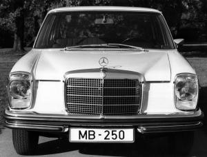 Фото Mercedes-Benz W114 I
