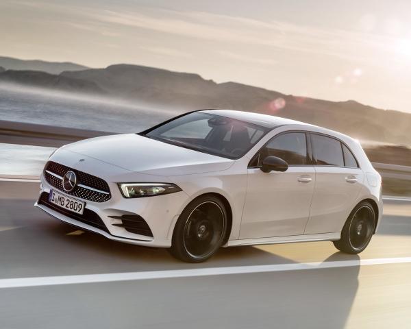 Фото Mercedes-Benz A-класс IV (W177) Хэтчбек 5 дв.