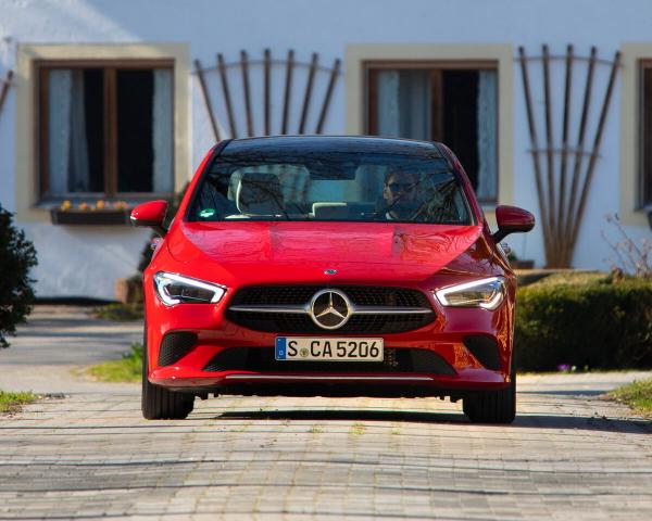 Фото Mercedes-Benz CLA C118 Седан