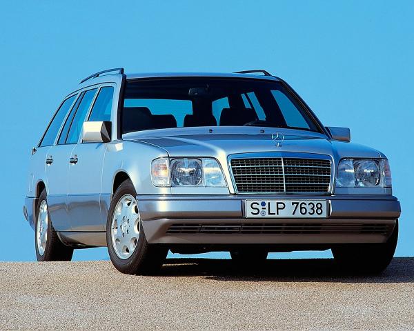 Фото Mercedes-Benz E-класс I (W124) Универсал 5 дв.