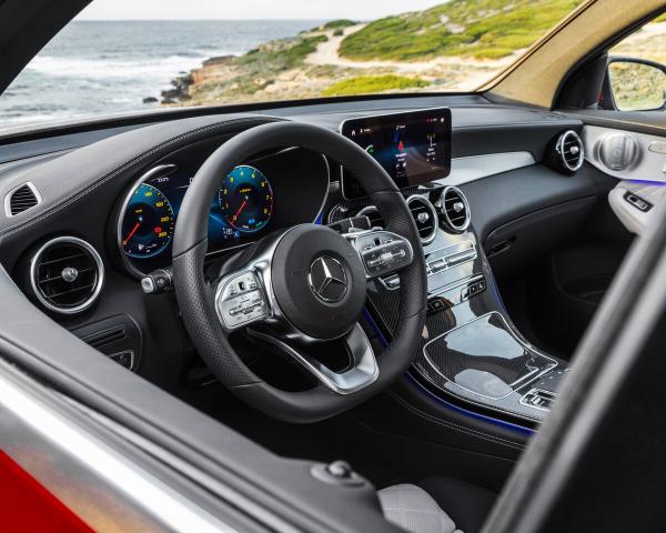 Фото Mercedes-Benz GLC Coupe C253 Рестайлинг Внедорожник 5 дв.
