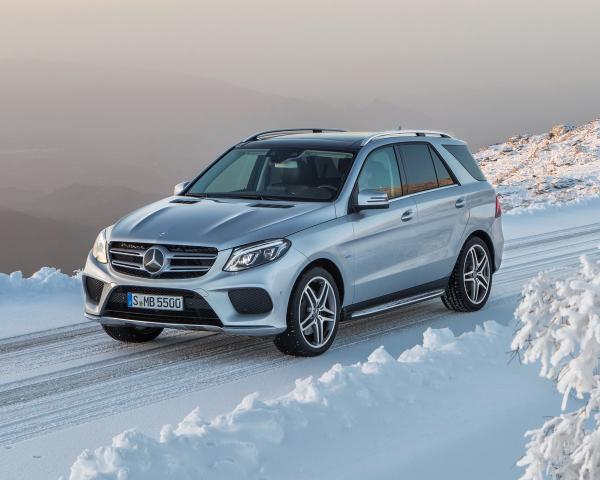 Фото Mercedes-Benz GLE I (W166) Внедорожник 5 дв.