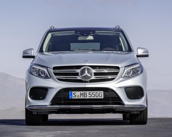 Фото Mercedes-Benz GLE I (W166) Внедорожник 5 дв.