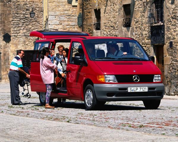 Фото Mercedes-Benz Vito I (W638) Минивэн