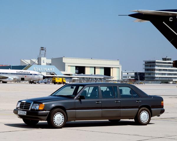 Фото Mercedes-Benz W124 I Лимузин