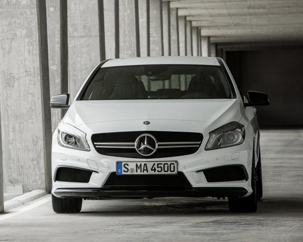 Фото Mercedes-Benz A-класс AMG I (W176) Хэтчбек 5 дв.