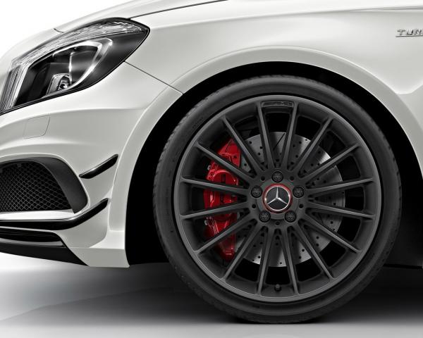 Фото Mercedes-Benz A-класс AMG I (W176) Хэтчбек 5 дв.