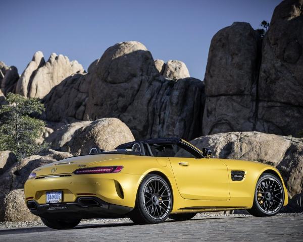 Фото Mercedes-Benz AMG GT I Рестайлинг Родстер