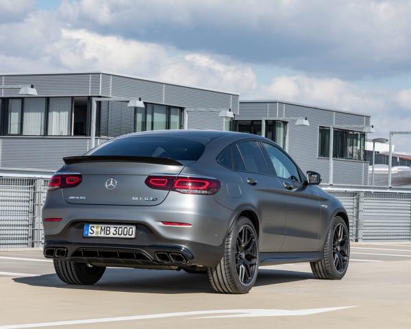 Фото Mercedes-Benz GLC Coupe AMG C253 Рестайлинг Внедорожник 5 дв.